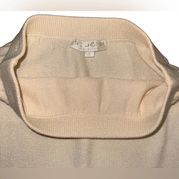 St. John Santana Knit Skirt Size 6 Bright White Wool Blend Pencil Quiet Luxury